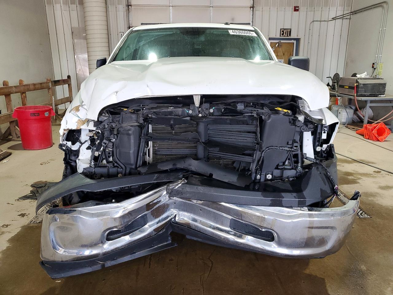2018 RAM 1500 ST photo 9