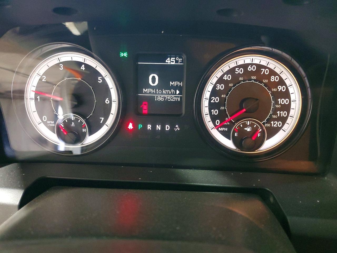 2018 RAM 1500 ST photo 17