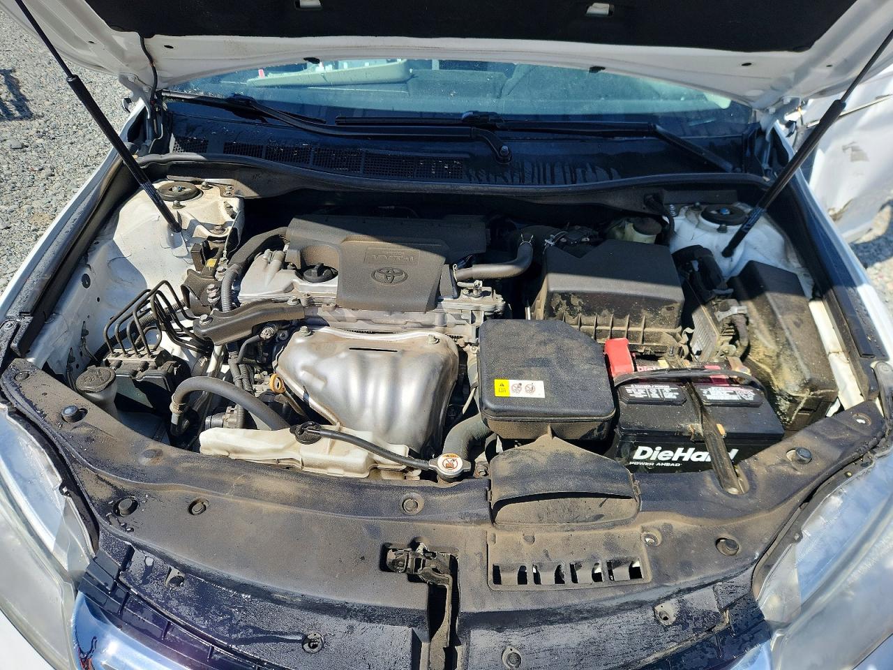 2017 TOYOTA CAMRY LE photo 21