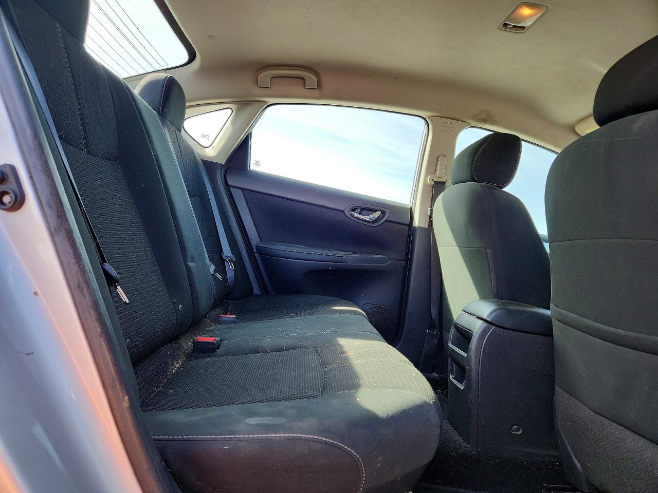 2018 NISSAN SENTRA S photo 10