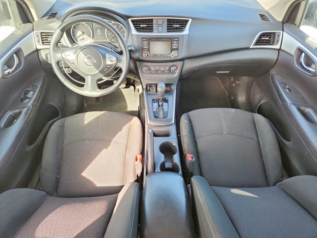 2018 NISSAN SENTRA S photo 8