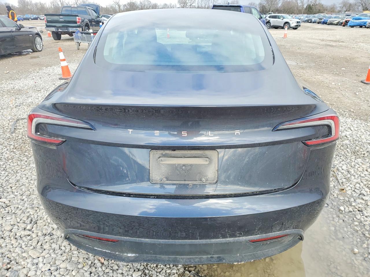 2024 TESLA MODEL 3 photo 6