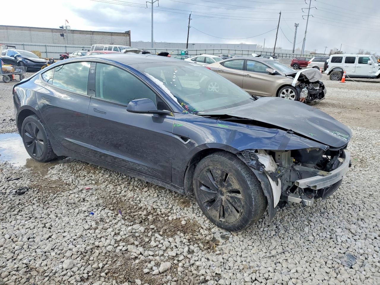 2024 TESLA MODEL 3 photo 4
