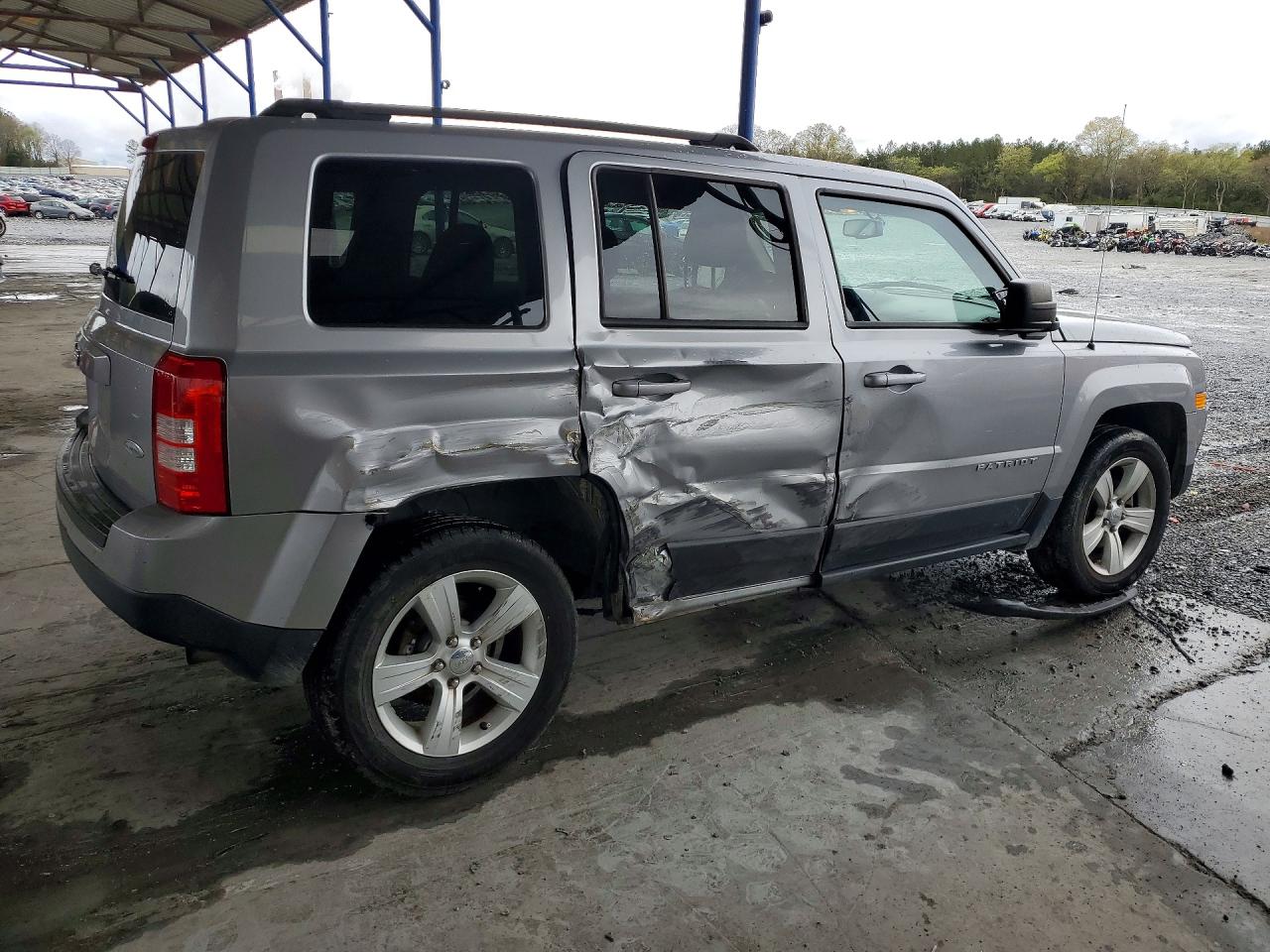 2017 JEEP PATRIOT LATITUDE photo 7