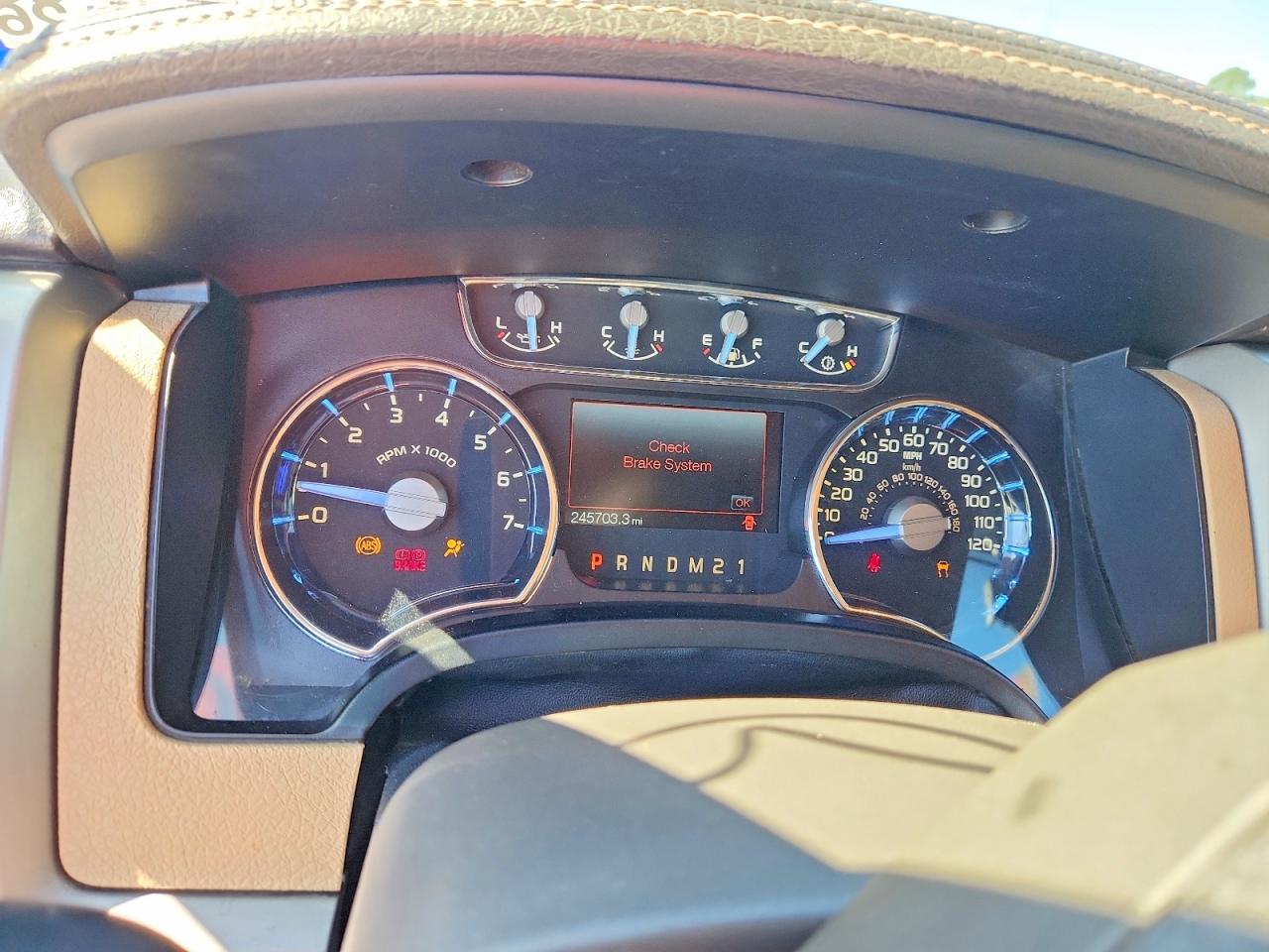 2011 FORD F150 SUPERCREW photo 25