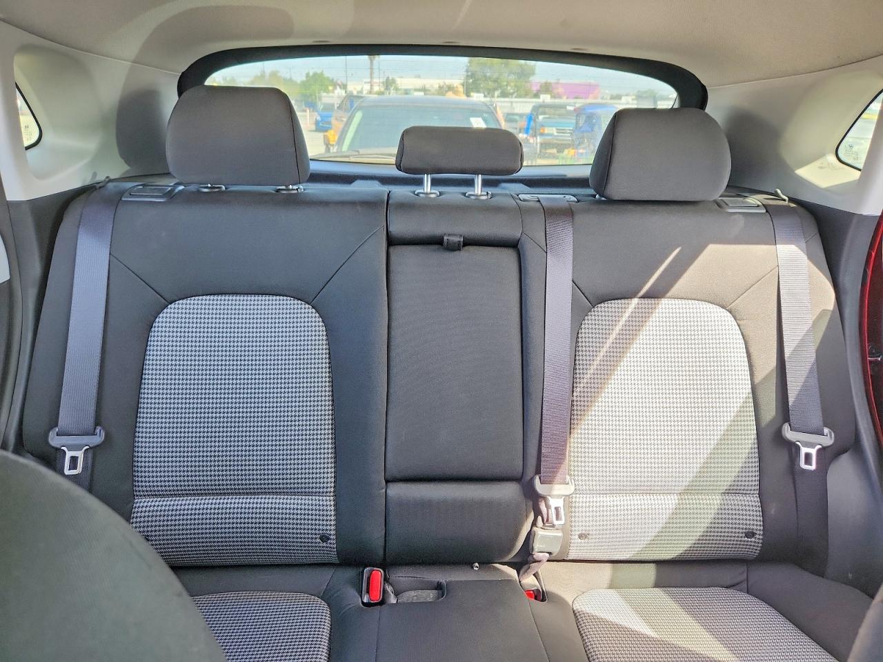 2020 HYUNDAI KONA SEL photo 19