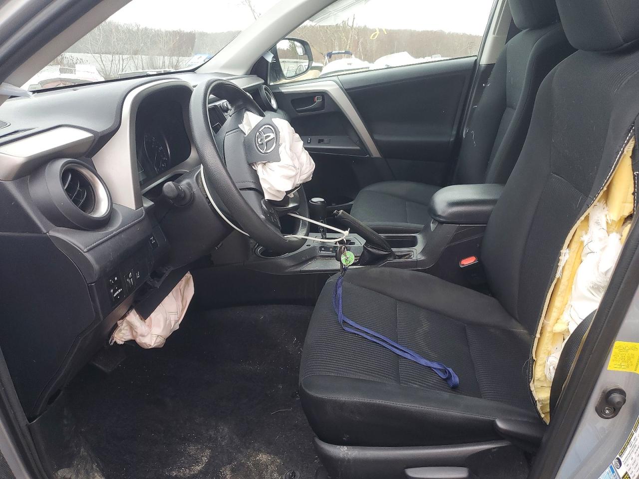 2017 TOYOTA RAV4 LE photo 13