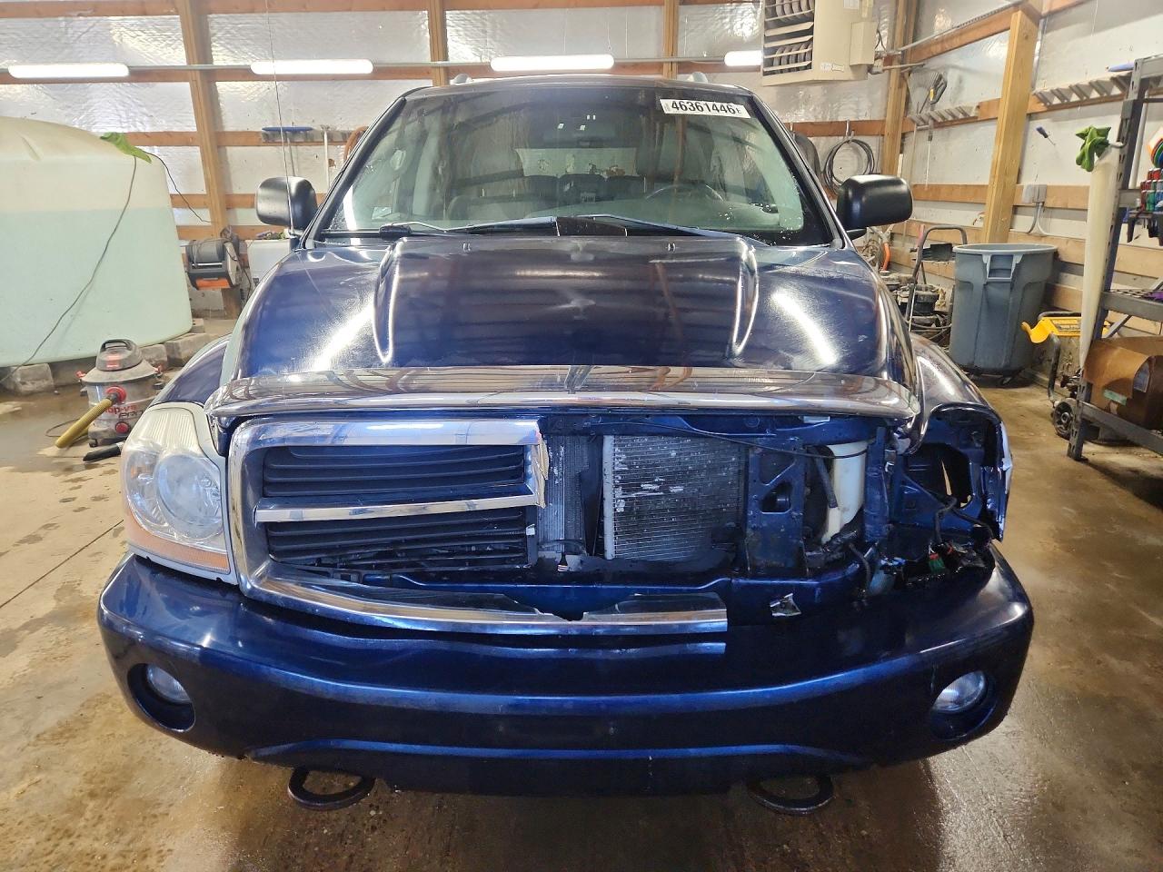 2005 DODGE DURANGO SLT photo 5
