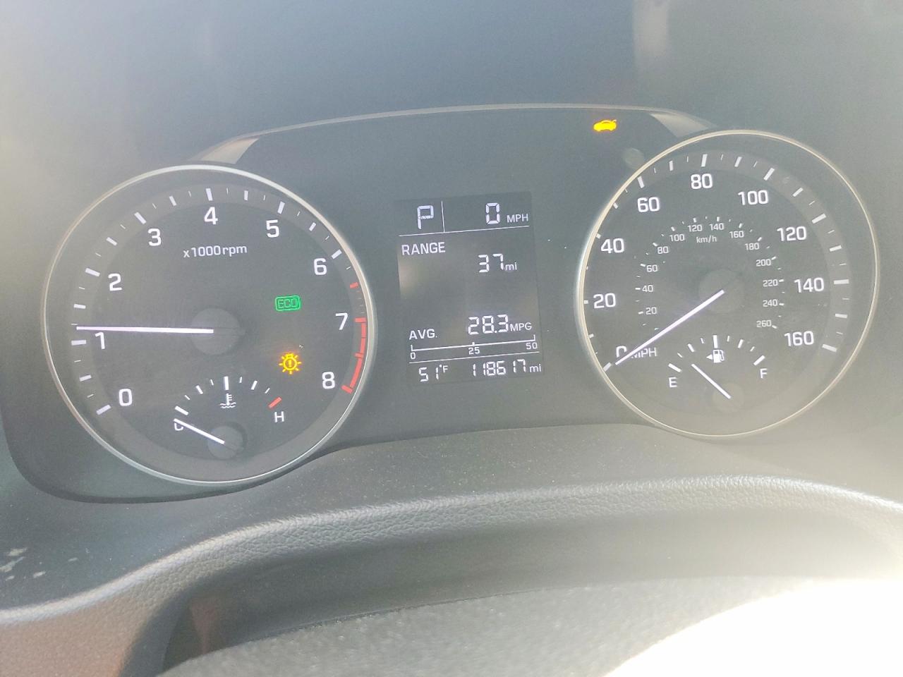 2017 HYUNDAI ELANTRA SE photo 9