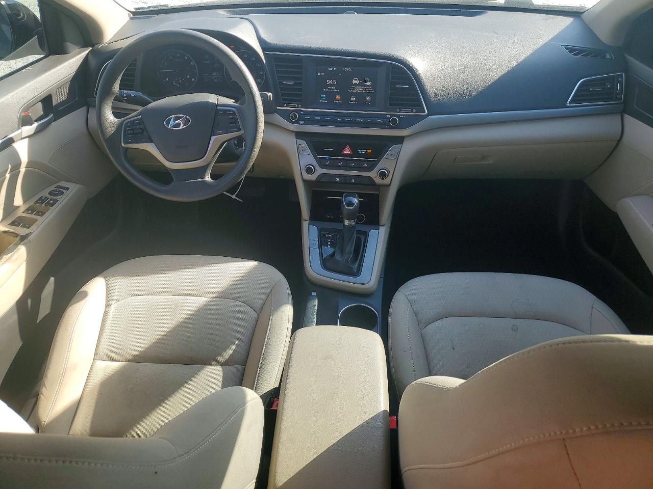 2017 HYUNDAI ELANTRA SE photo 8