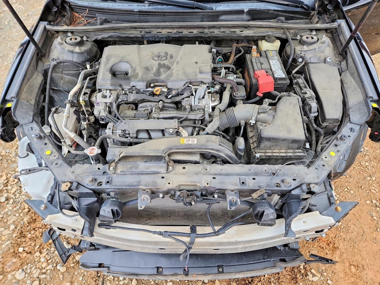 2018 TOYOTA CAMRY LE photo 21