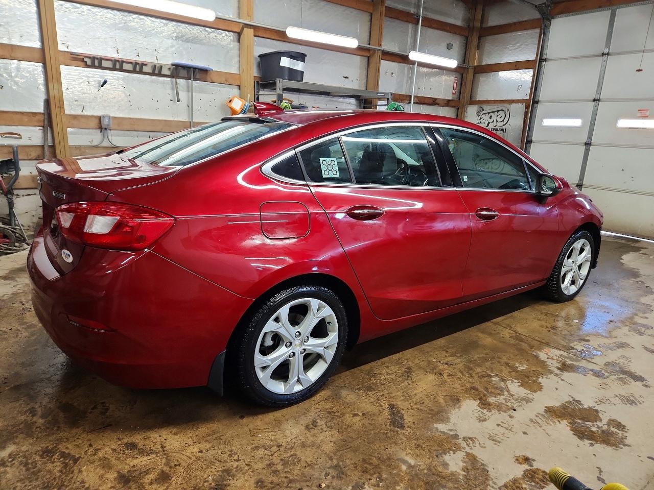 2017 CHEVROLET CRUZE PREMIER photo 3