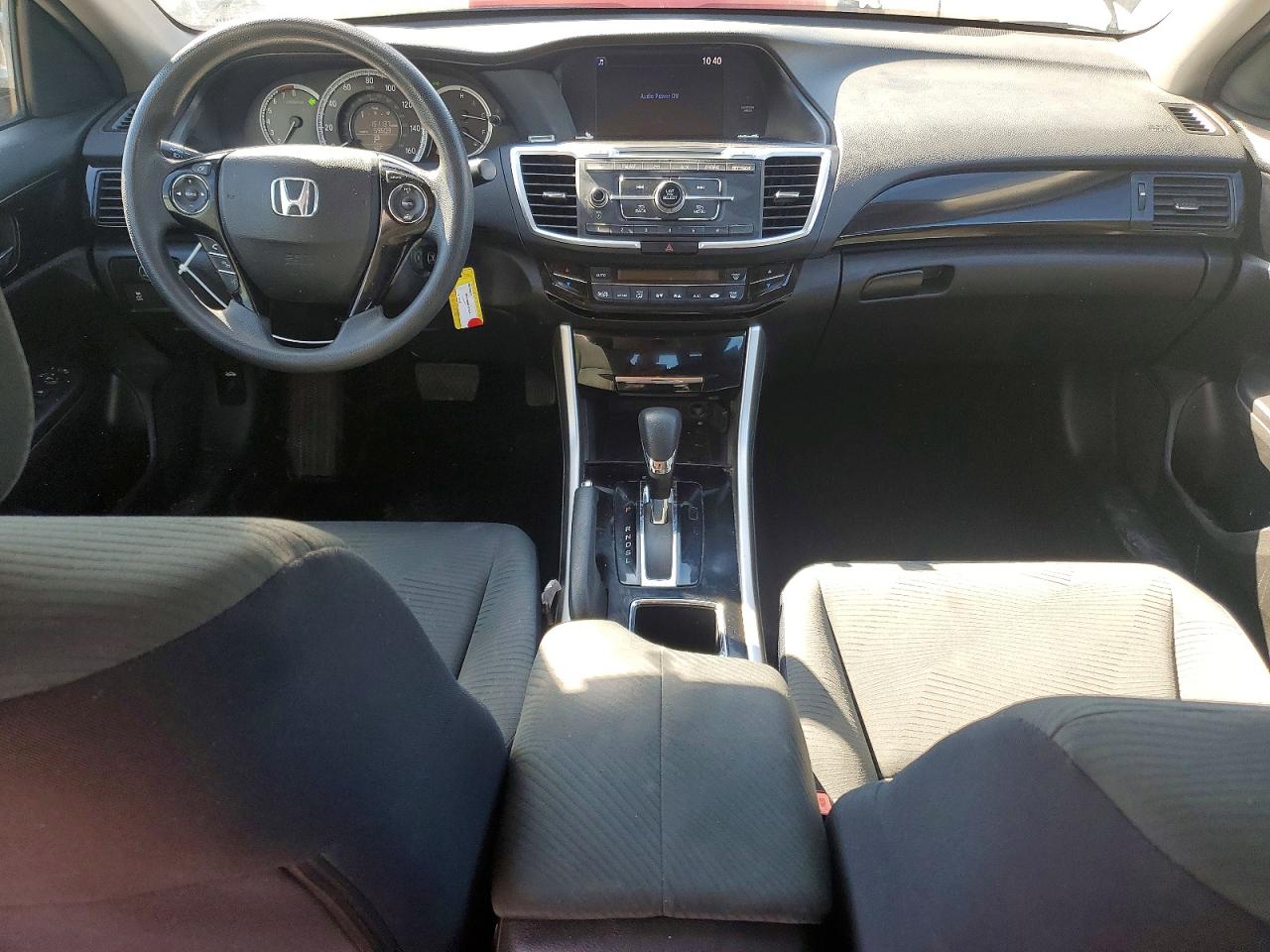 2016 HONDA ACCORD LX photo 15