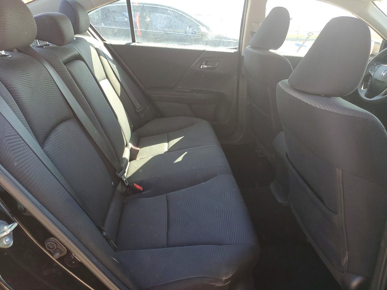 2016 HONDA ACCORD LX photo 19