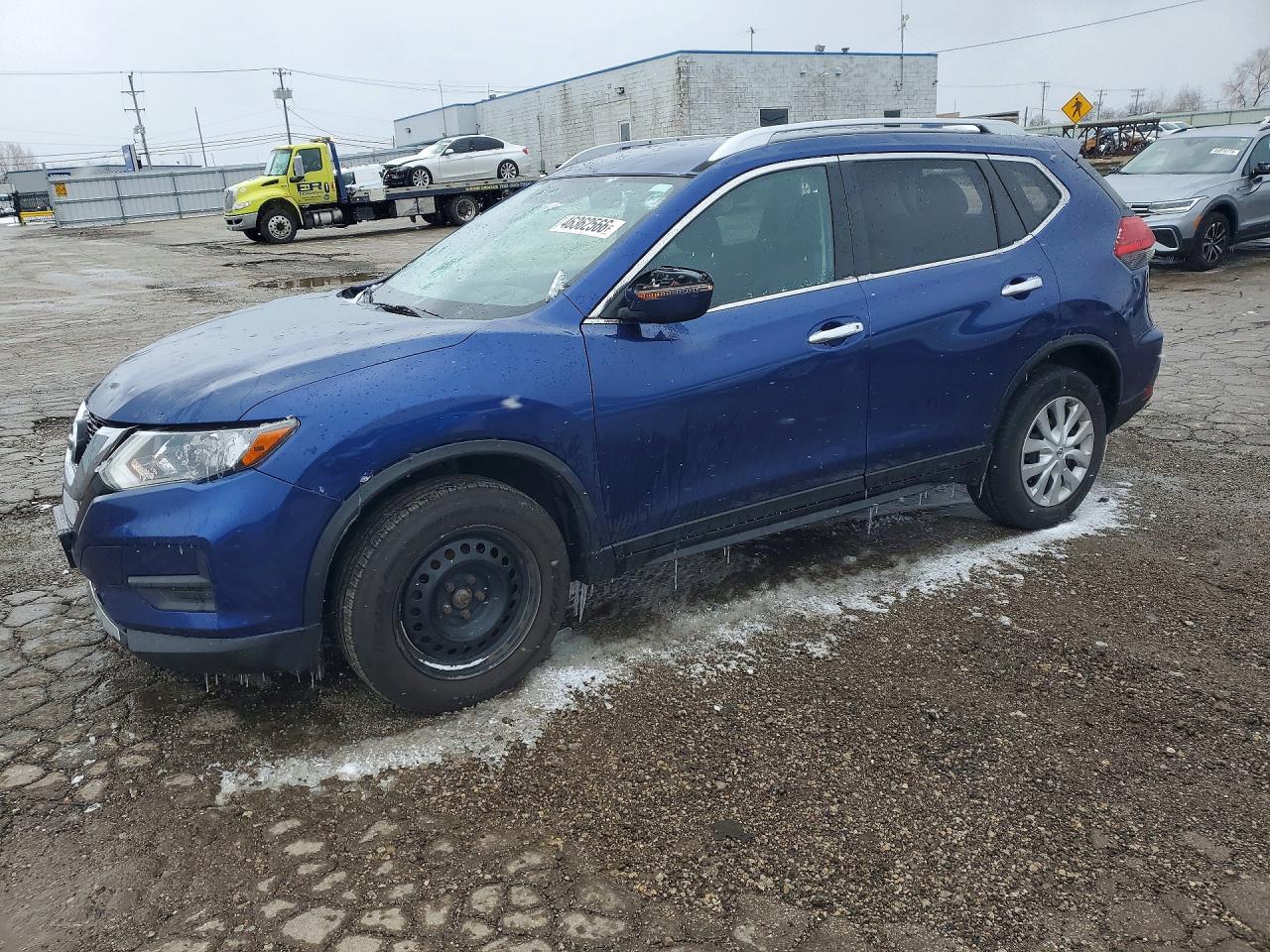 2017 NISSAN ROGUE