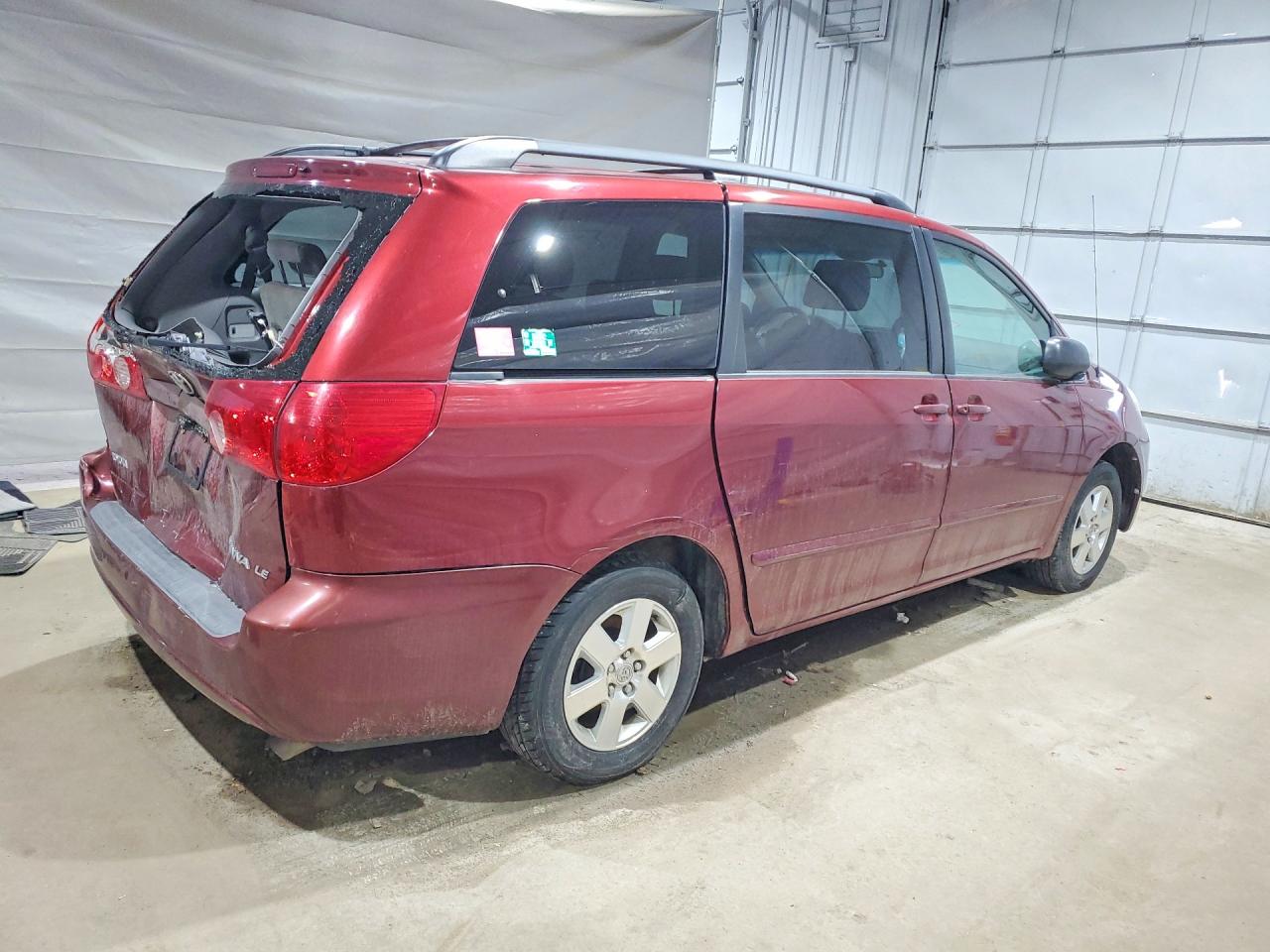 2006 TOYOTA SIENNA LE 7 PASSENGER photo 3