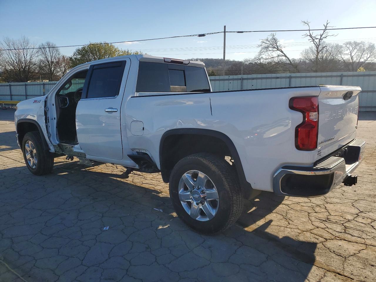 2020 CHEVROLET SILVERADO K2500 HEAVY DUTY LTZ photo 4