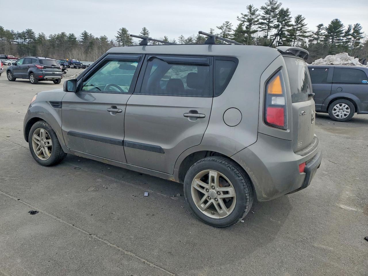 2011 KIA SOUL + photo 4