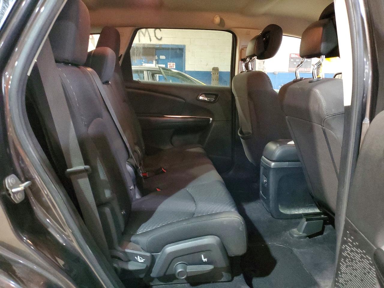 2017 DODGE JOURNEY SE photo 11