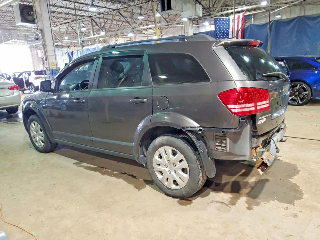 2017 DODGE JOURNEY SE photo 2