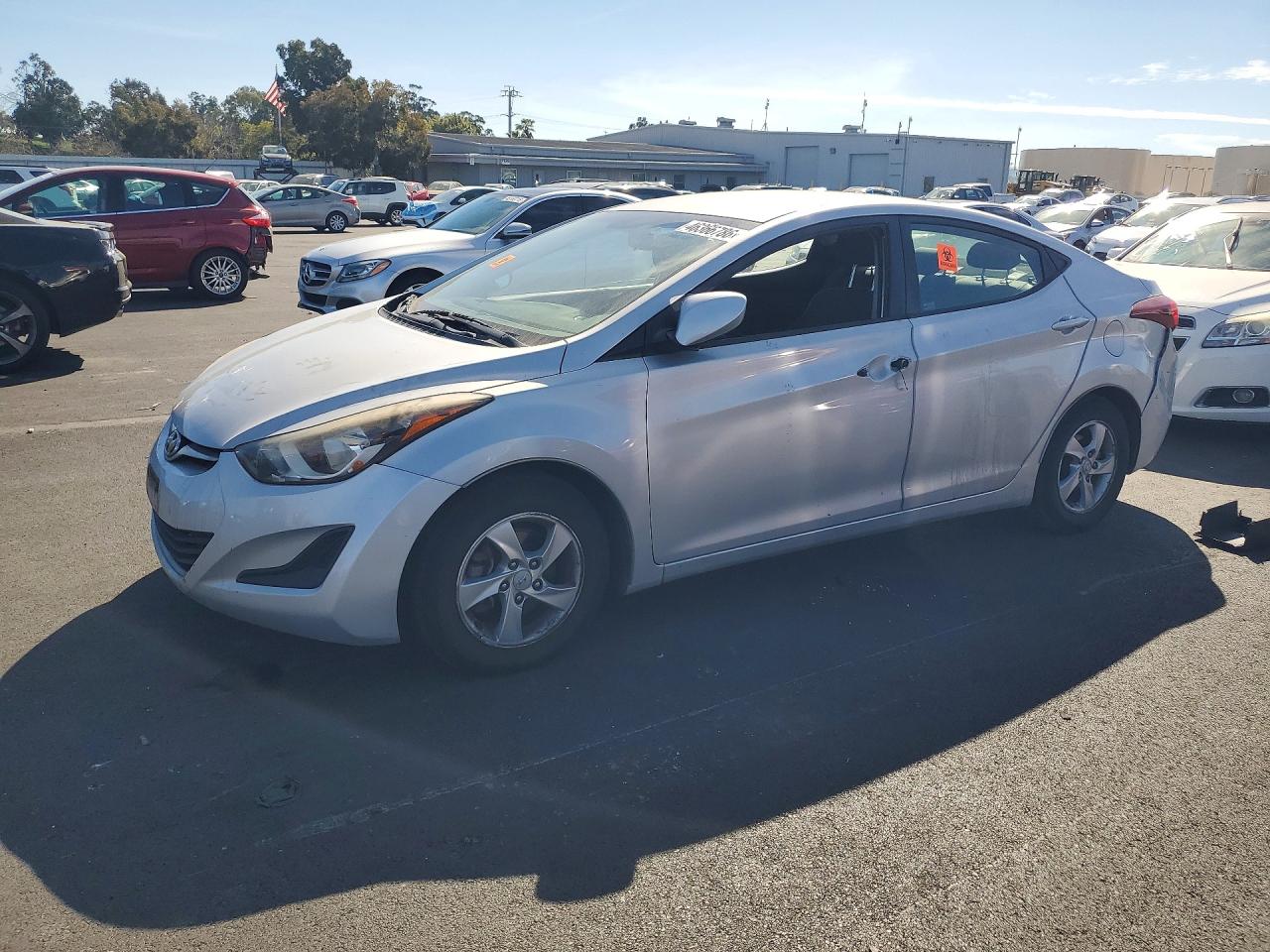 2014 HYUNDAI ELANTRA