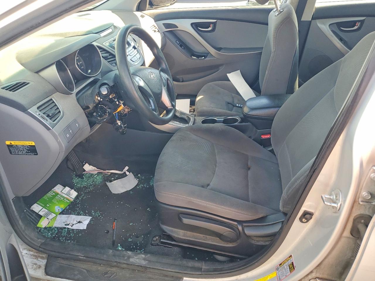 2014 HYUNDAI ELANTRA SE photo 7