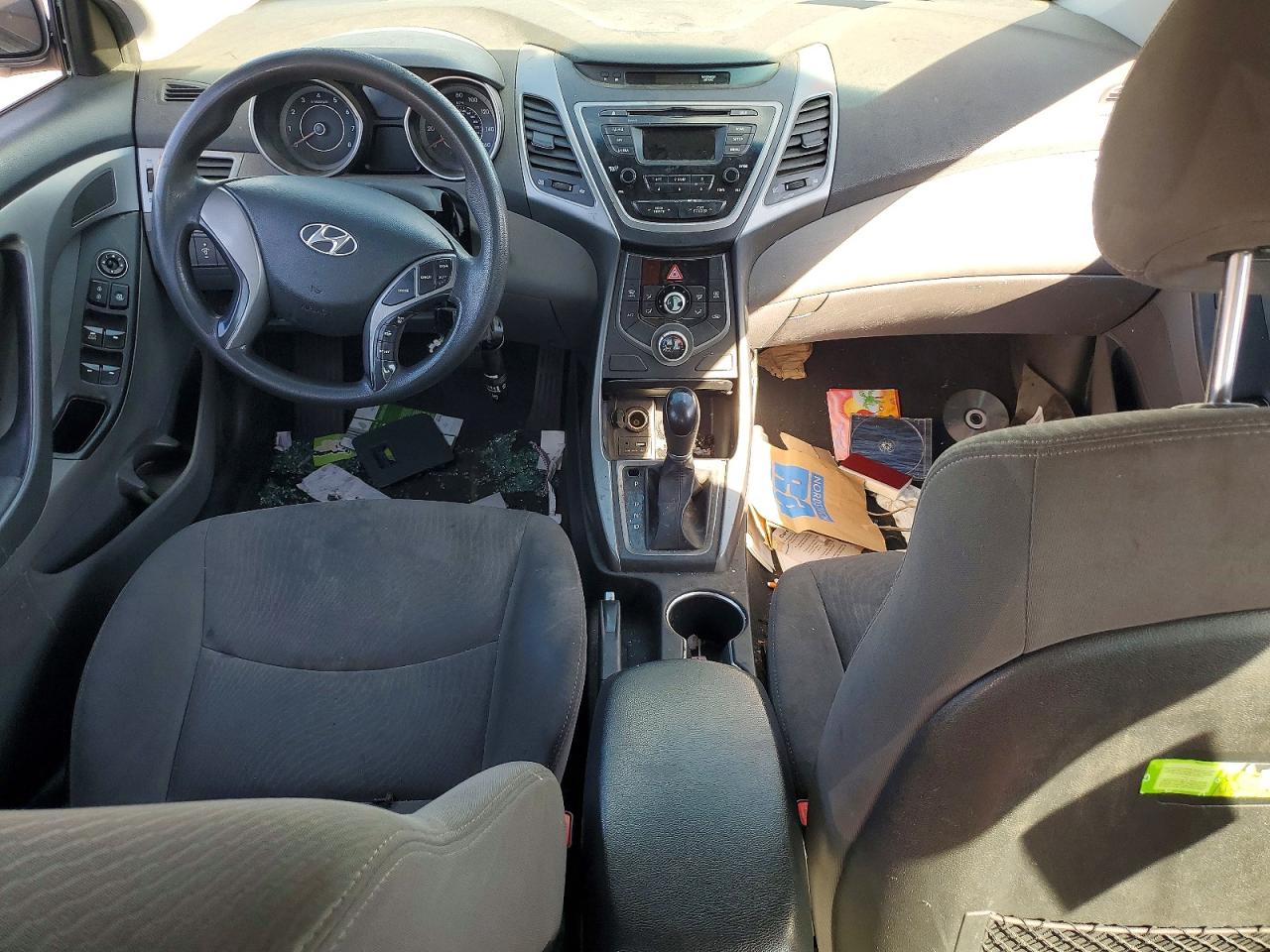 2014 HYUNDAI ELANTRA SE photo 8