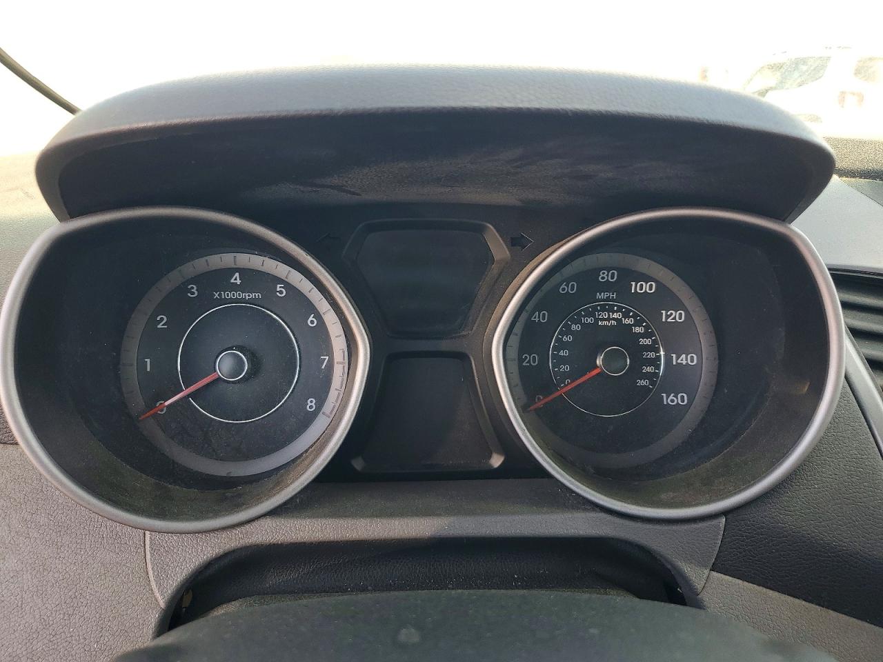 2014 HYUNDAI ELANTRA SE photo 9