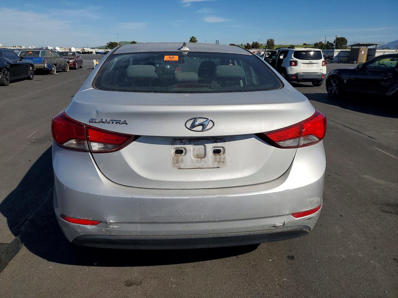 2014 HYUNDAI ELANTRA SE photo 6
