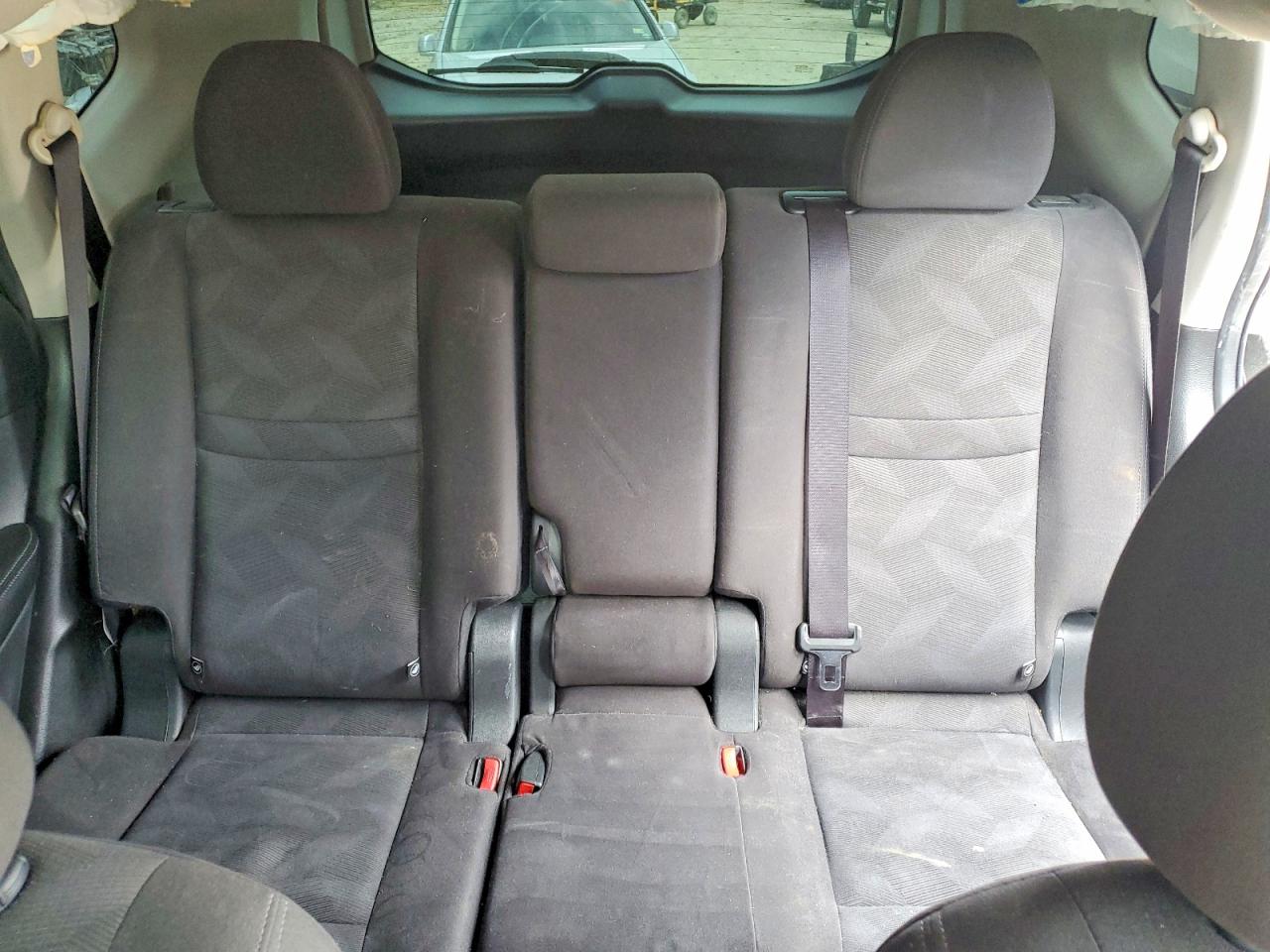 2016 NISSAN ROGUE SV photo 10