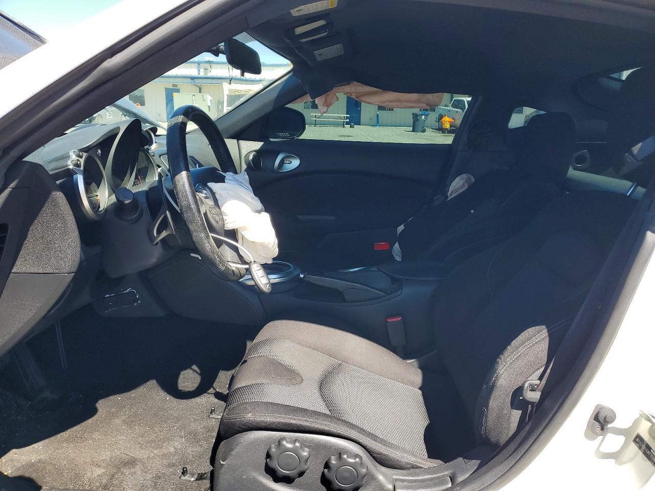 2016 NISSAN 370Z BASE photo 7
