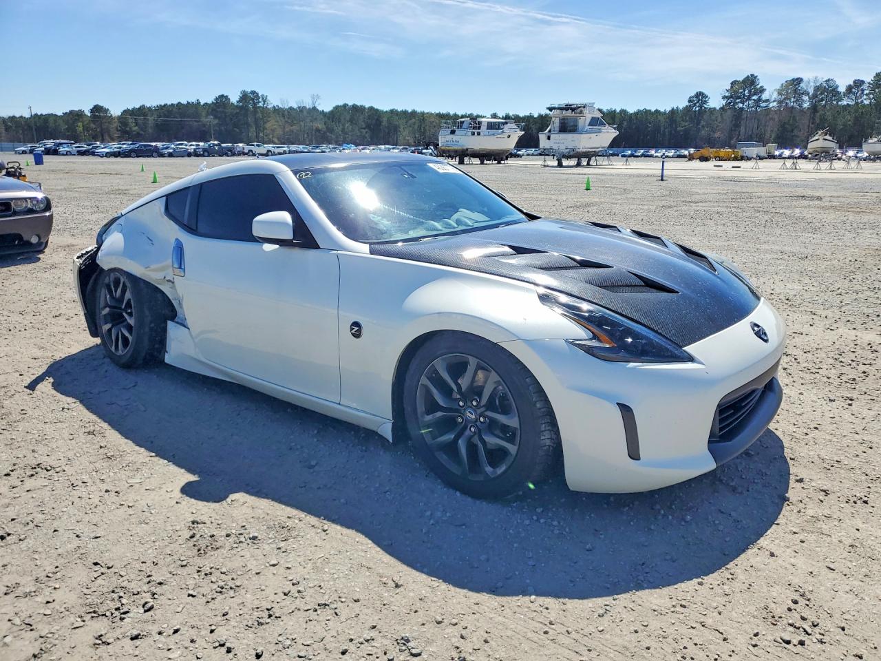 2016 NISSAN 370Z BASE photo 4