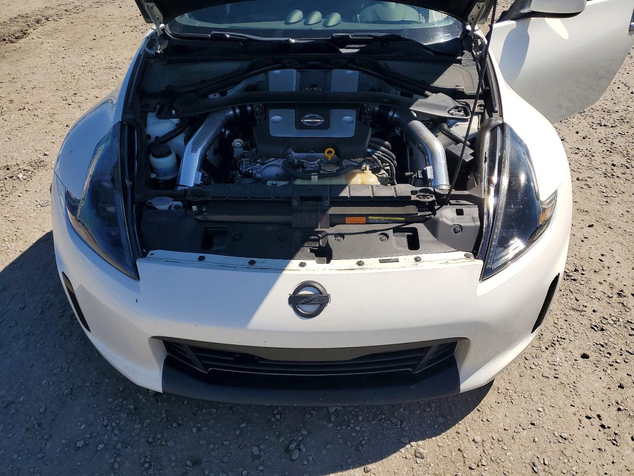 2016 NISSAN 370Z BASE photo 11