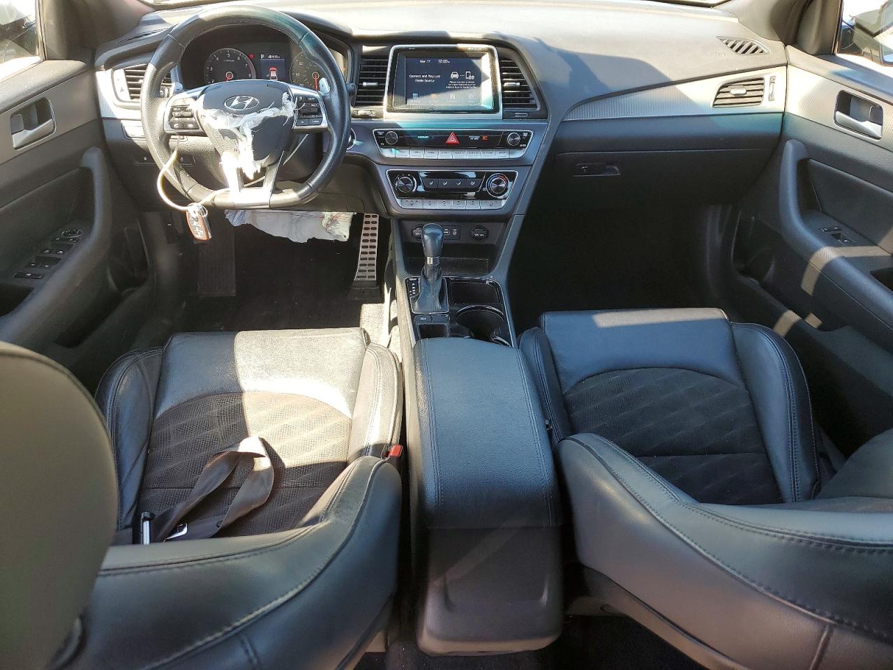 2018 HYUNDAI SONATA SPORT photo 8