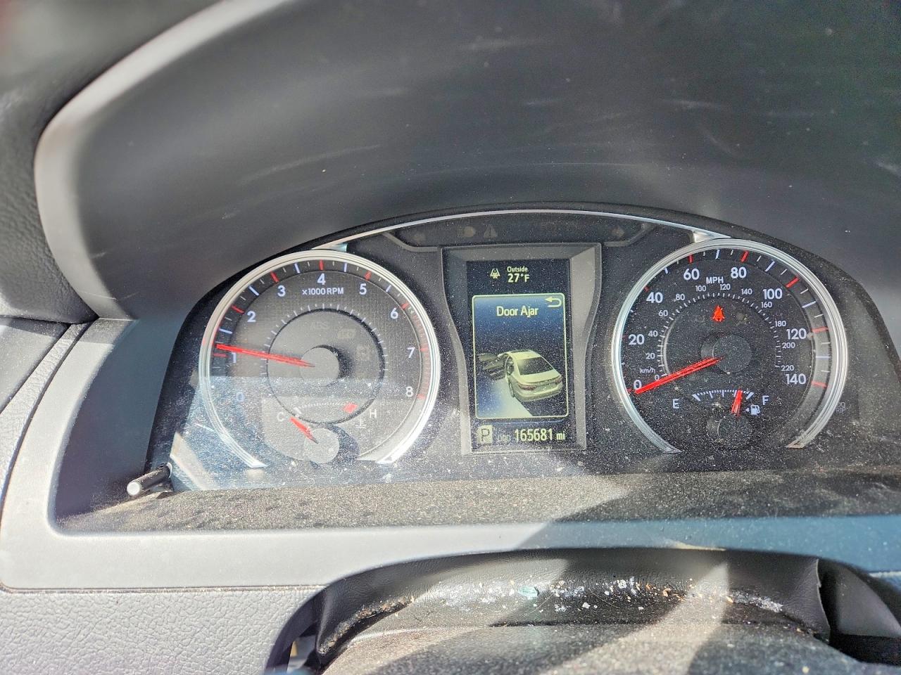 2015 TOYOTA CAMRY SE photo 17