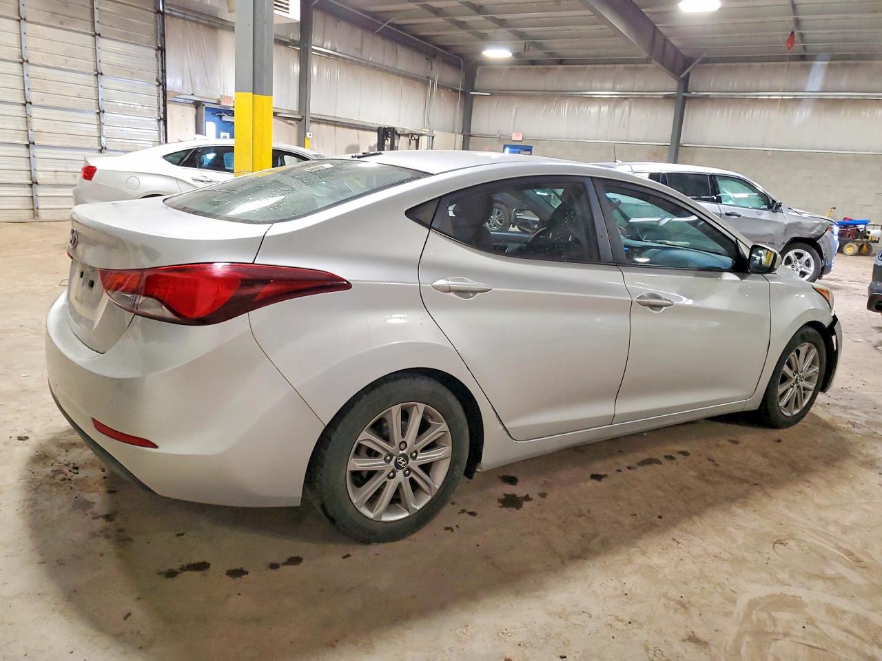 2016 HYUNDAI ELANTRA SE photo 3