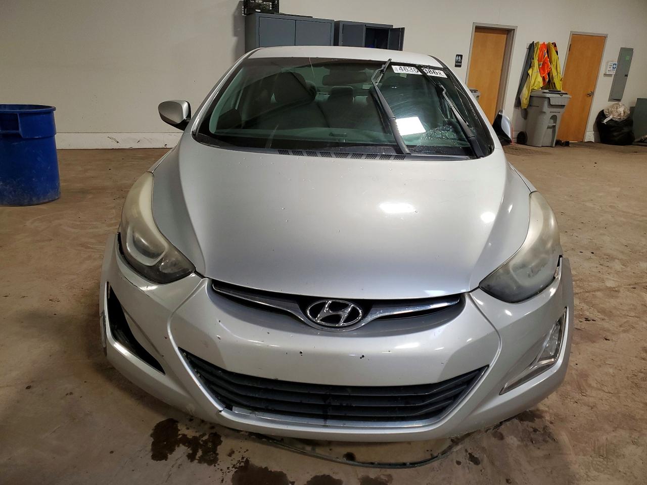 2016 HYUNDAI ELANTRA SE photo 5