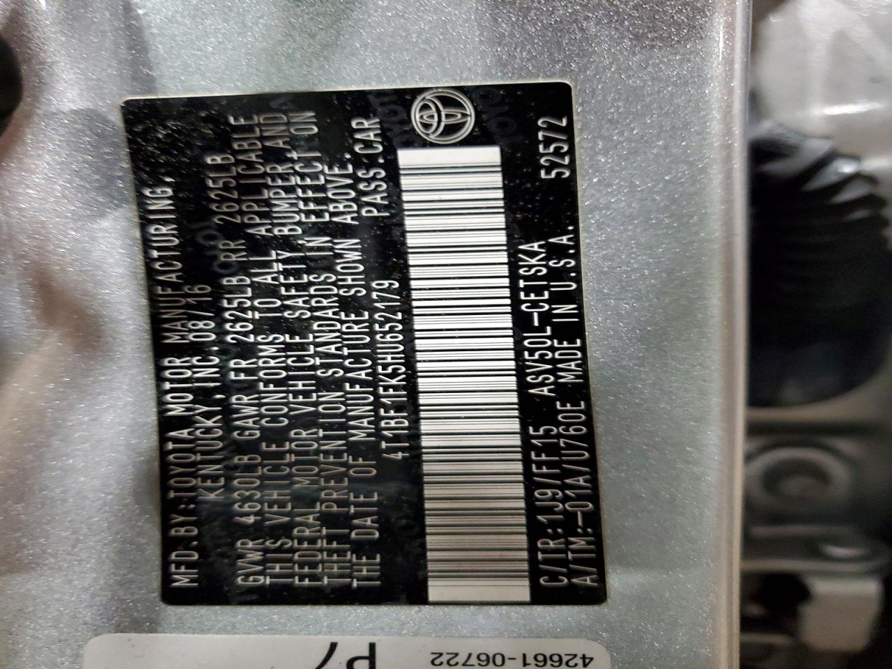 2017 TOYOTA CAMRY SE photo 12