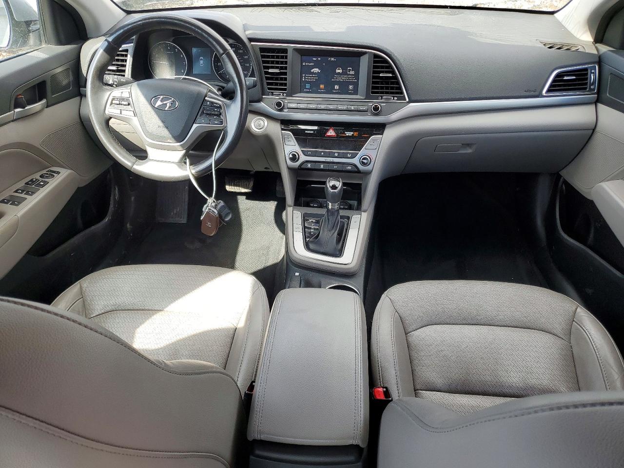 2017 HYUNDAI ELANTRA LIMITED photo 8