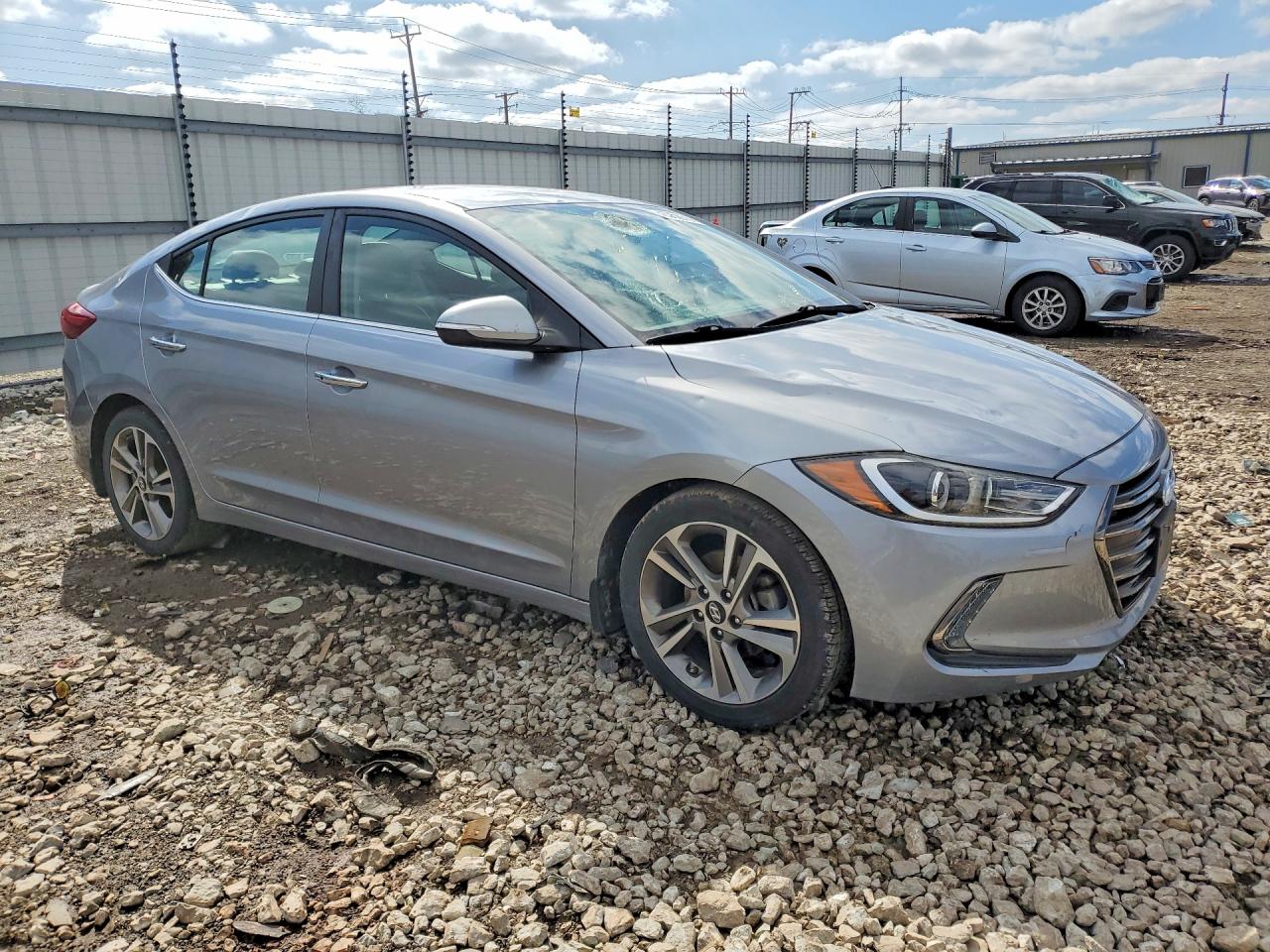 2017 HYUNDAI ELANTRA LIMITED photo 4