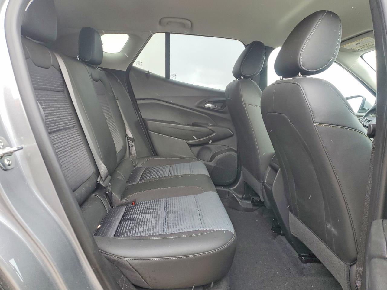 2025 CHEVROLET TRAX 1LT photo 11