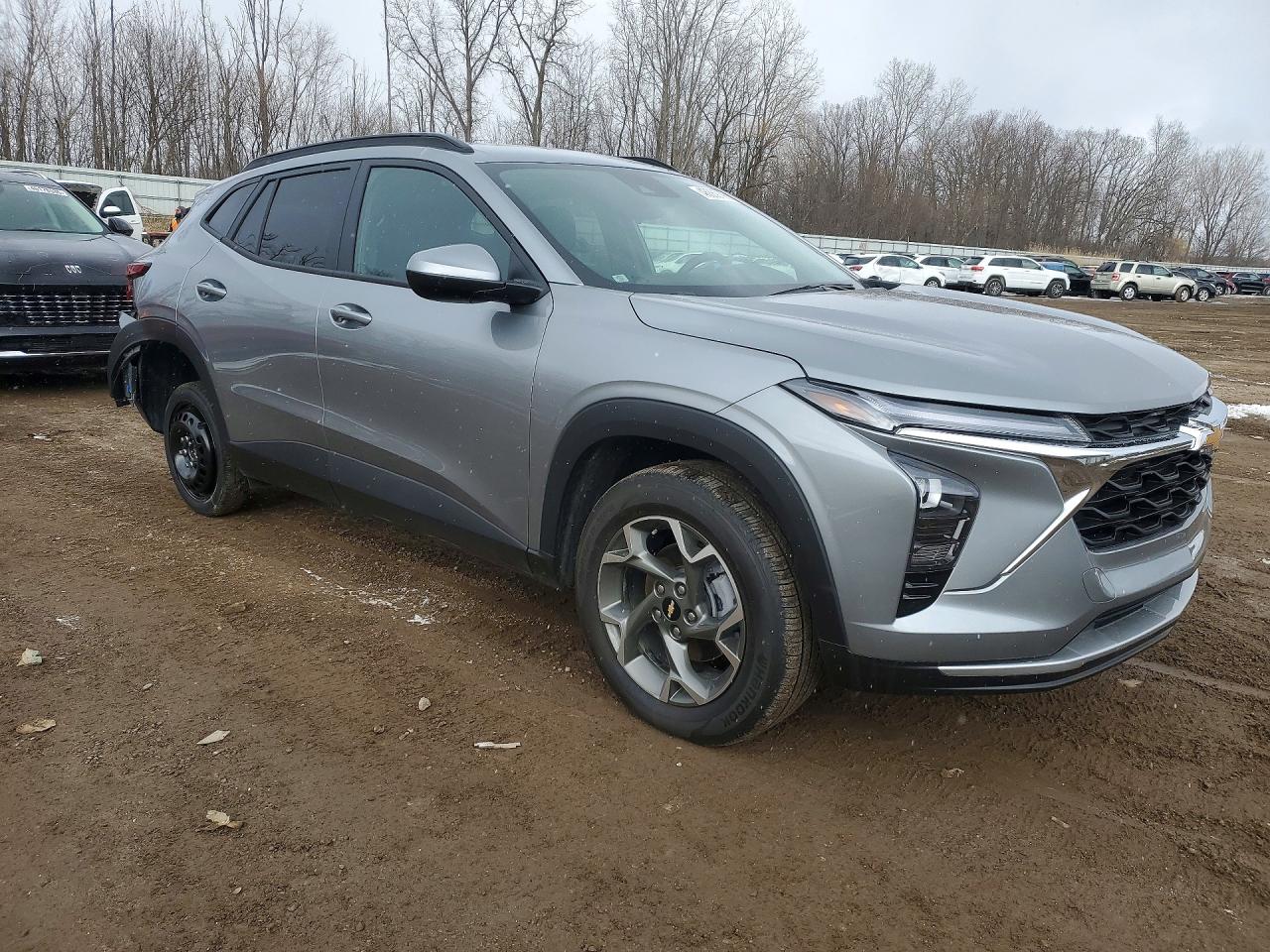 2025 CHEVROLET TRAX 1LT photo 4