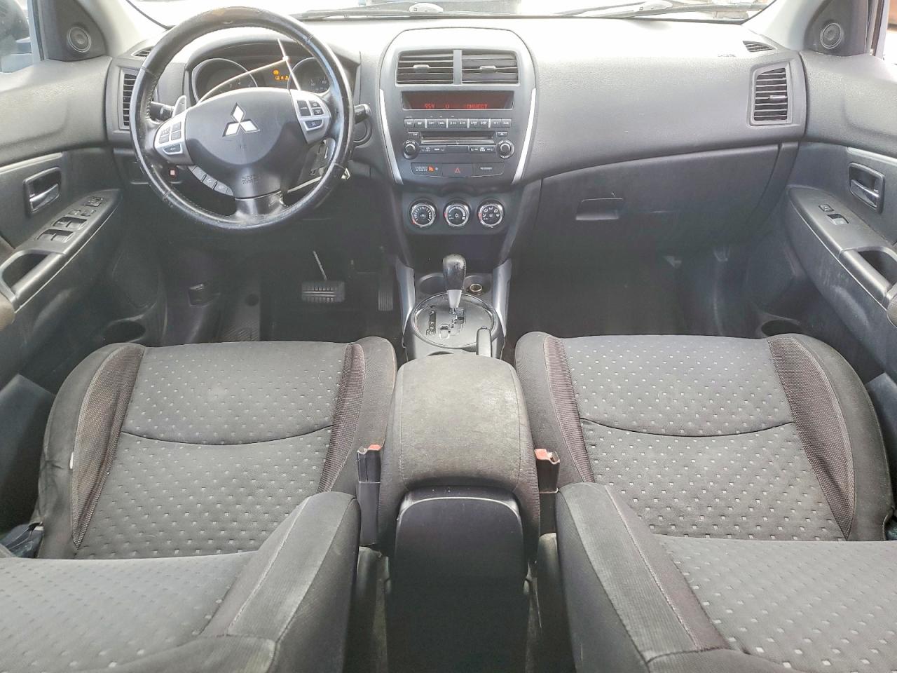 2011 MITSUBISHI OUTLANDER SPORT SE photo 15