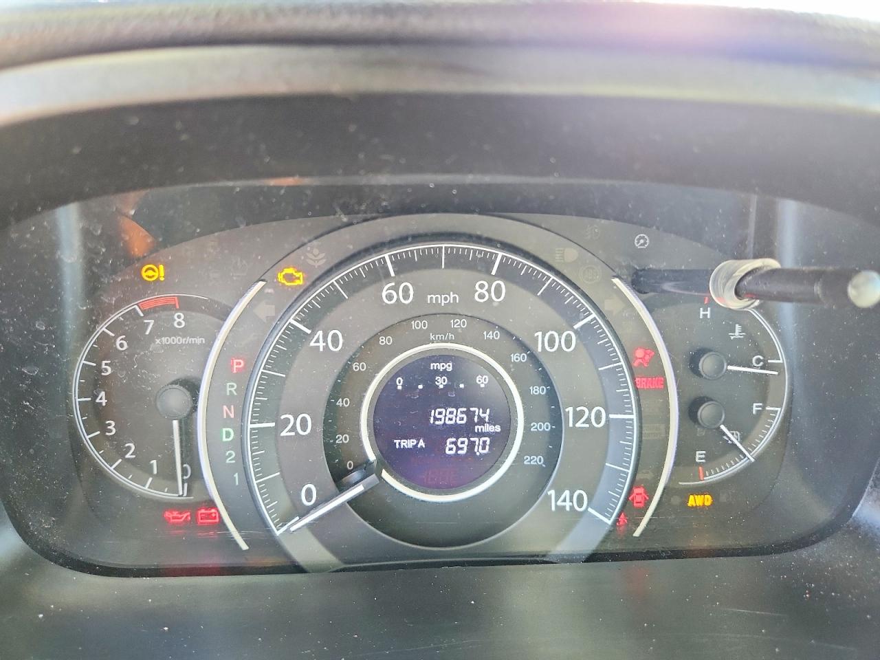 2014 HONDA CR-V LX photo 9