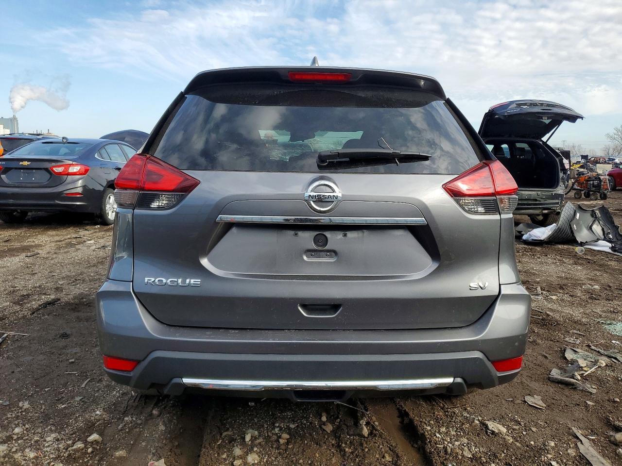 2017 NISSAN ROGUE S photo 11