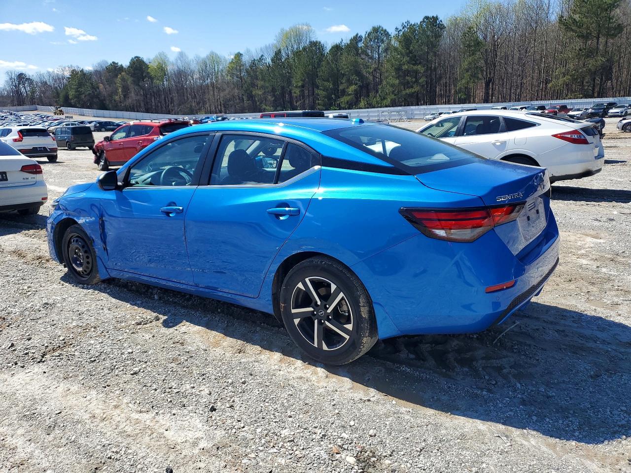 2025 NISSAN SENTRA SV photo 2