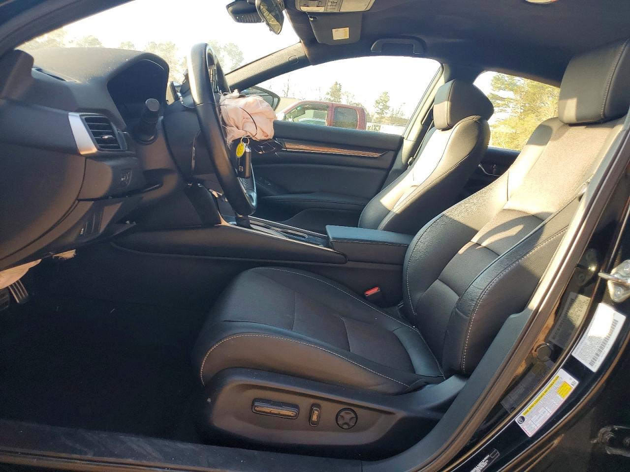 2020 HONDA ACCORD SPORT photo 7