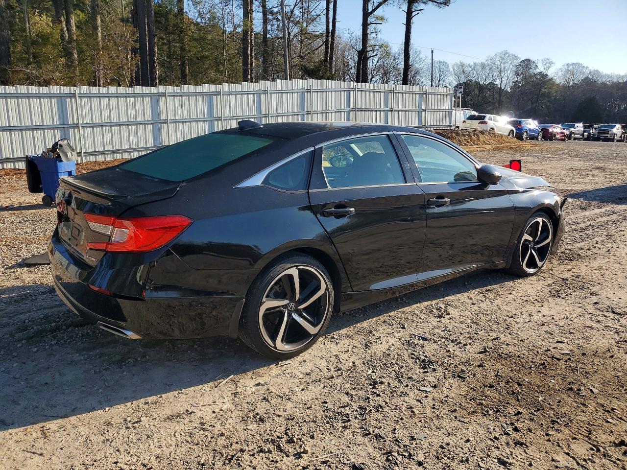 2020 HONDA ACCORD SPORT photo 3