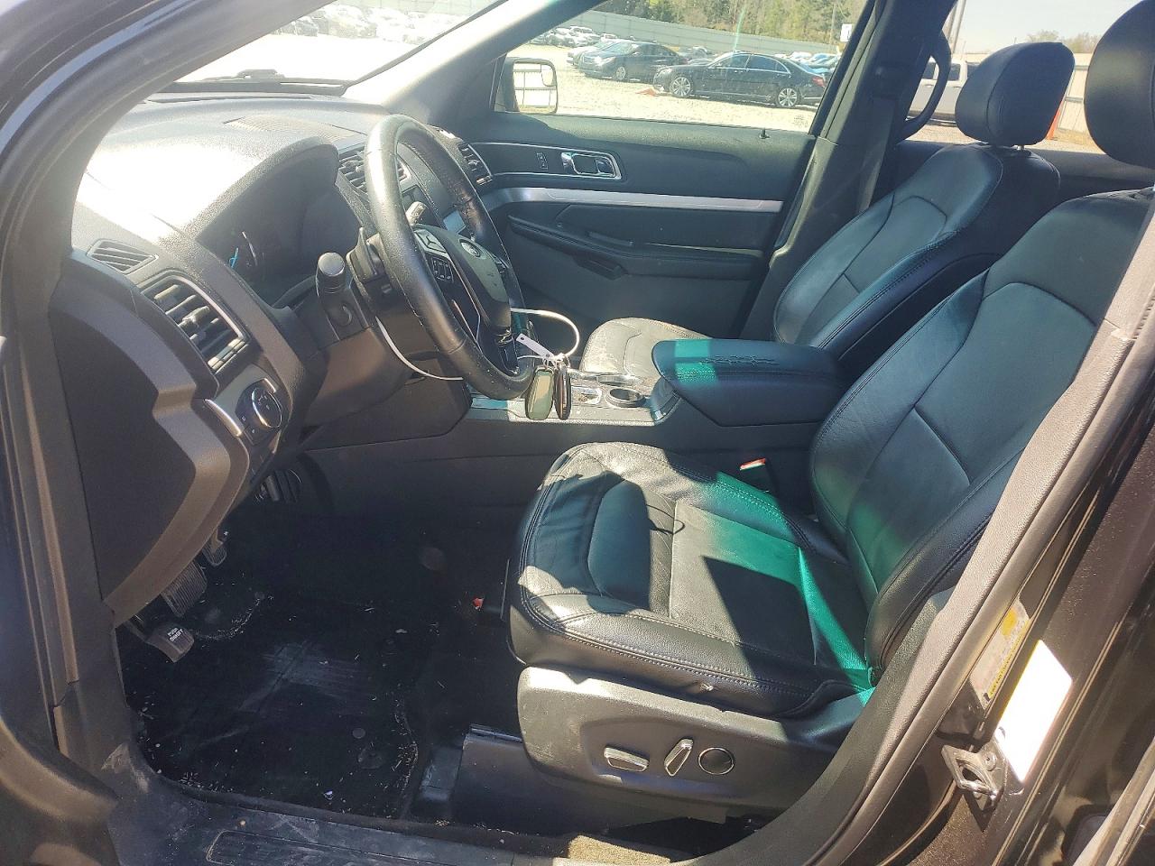 2016 FORD EXPLORER XLT photo 7