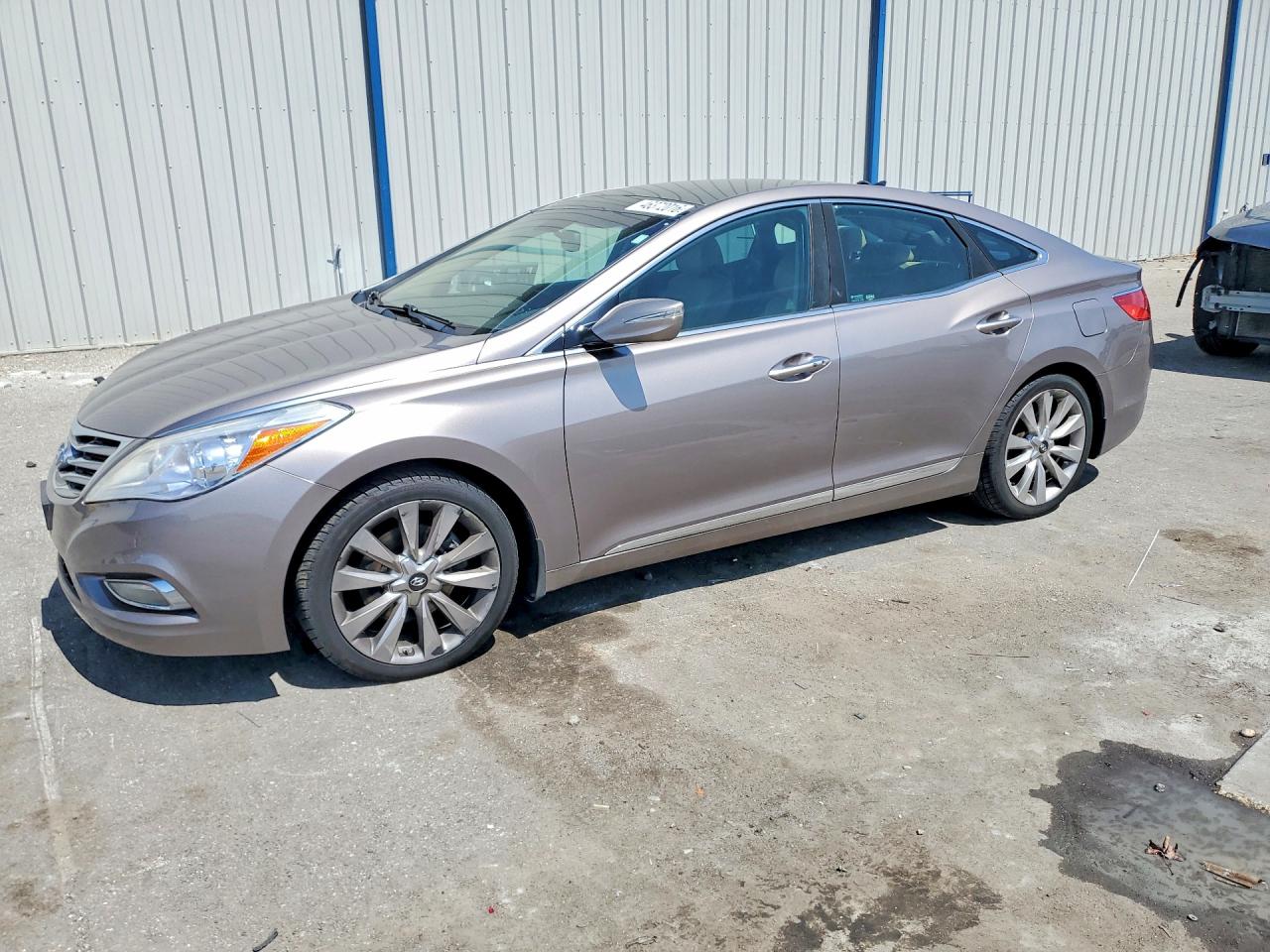 2013 HYUNDAI AZERA